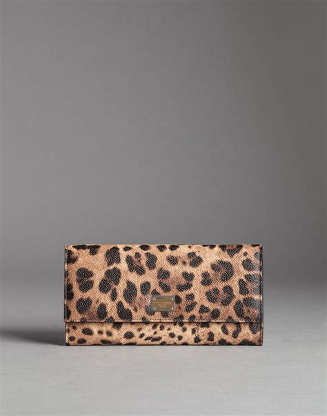 dolce gabbana leopard wallet